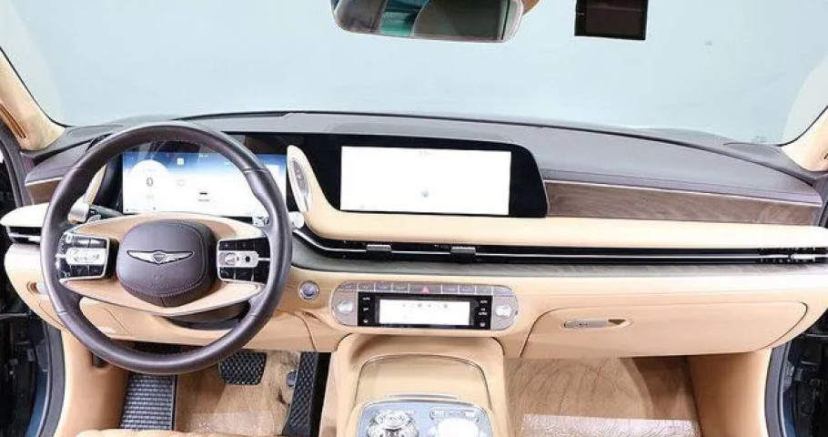 Genesis G90 