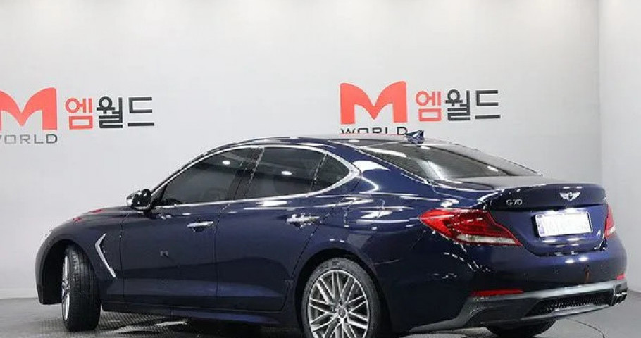 Genesis G70 