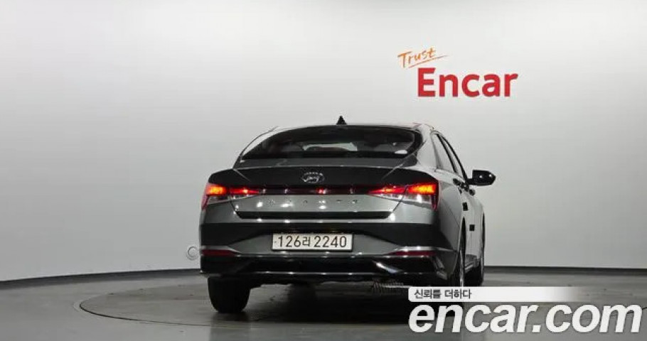 Hyundai Avante (Elantra) 