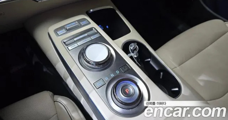 Genesis Gv70 