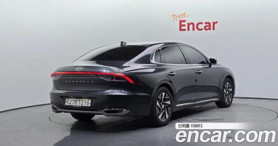 Hyundai Grandeur 