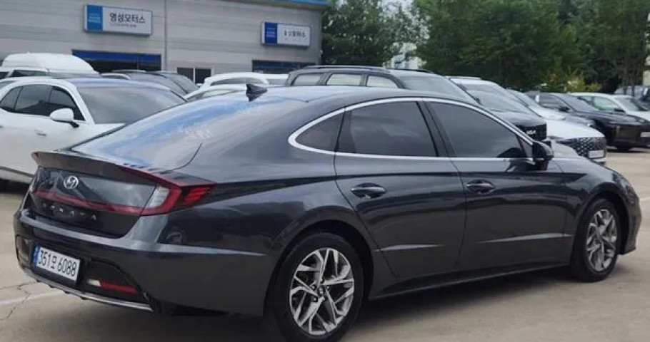 Hyundai Sonata 