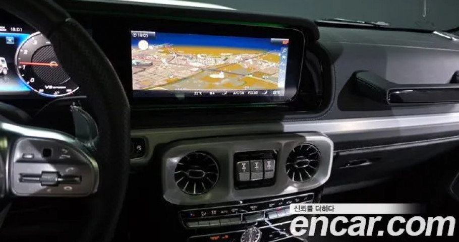 Mercedes-Benz G-Class 