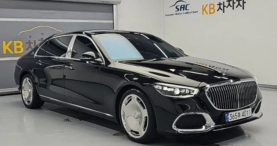 Mercedes-Benz S-Class 