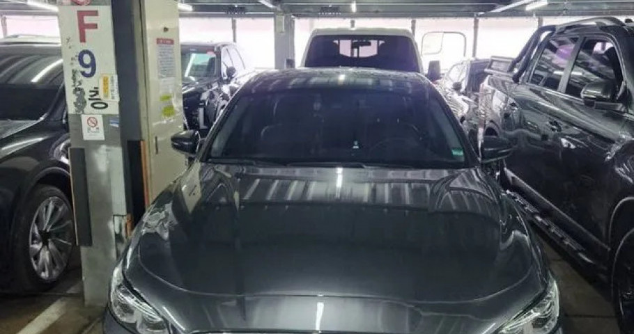 Hyundai Grandeur 