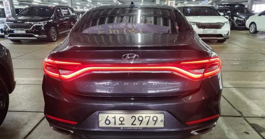 Hyundai Grandeur 