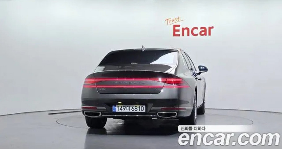 Genesis G90 