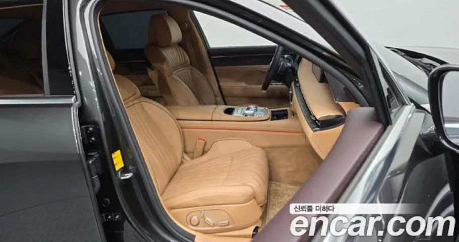 Genesis G90 