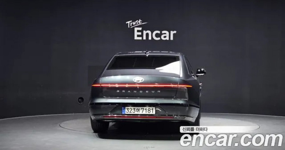 Hyundai Grandeur 