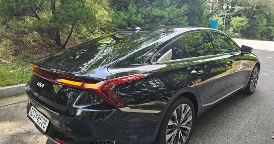 Kia K8 