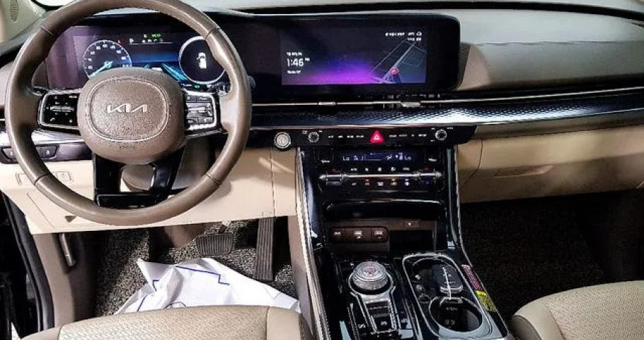 Kia Carnival 