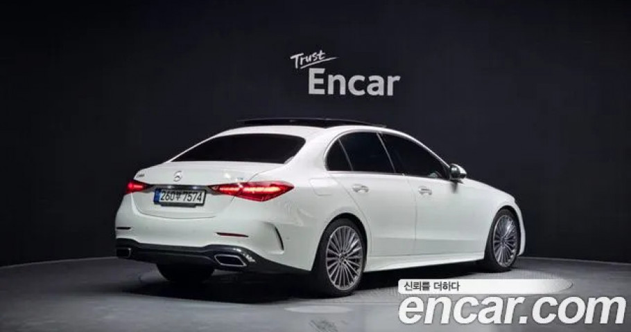 Mercedes-Benz C-Class 