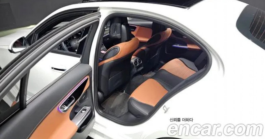 Mercedes-Benz C-Class 