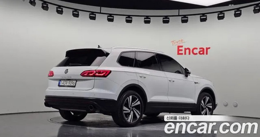 Volkswagen Touareg 