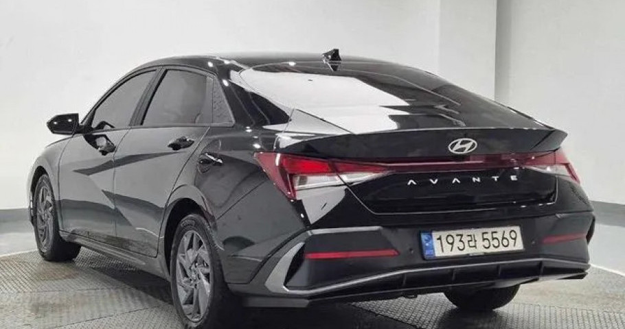 Hyundai Avante (Elantra) 
