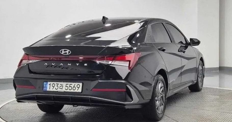Hyundai Avante (Elantra) 