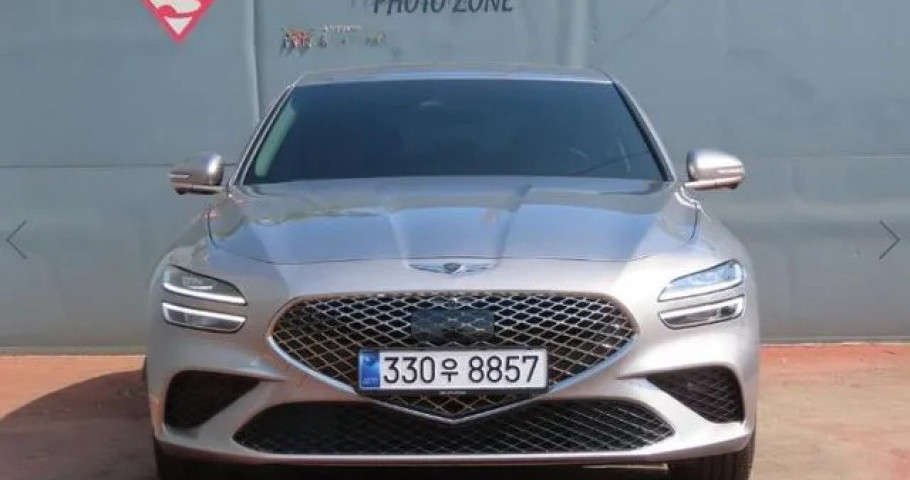 Genesis G70 