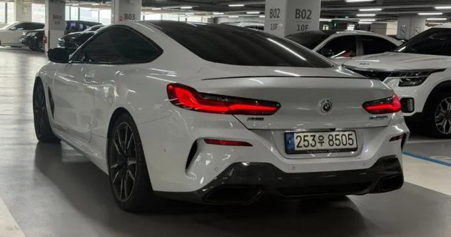 Bmw 8-Series 