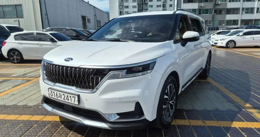 Kia Carnival 