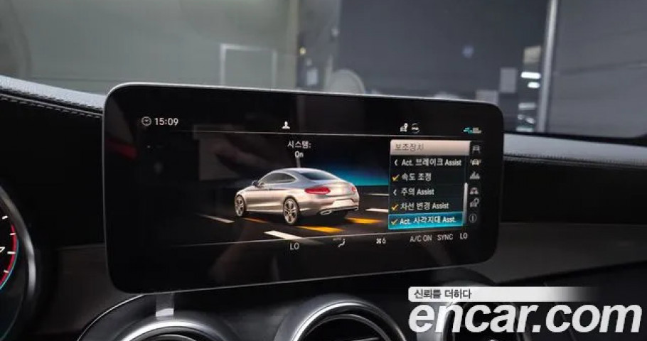 Mercedes-Benz C-Class 
