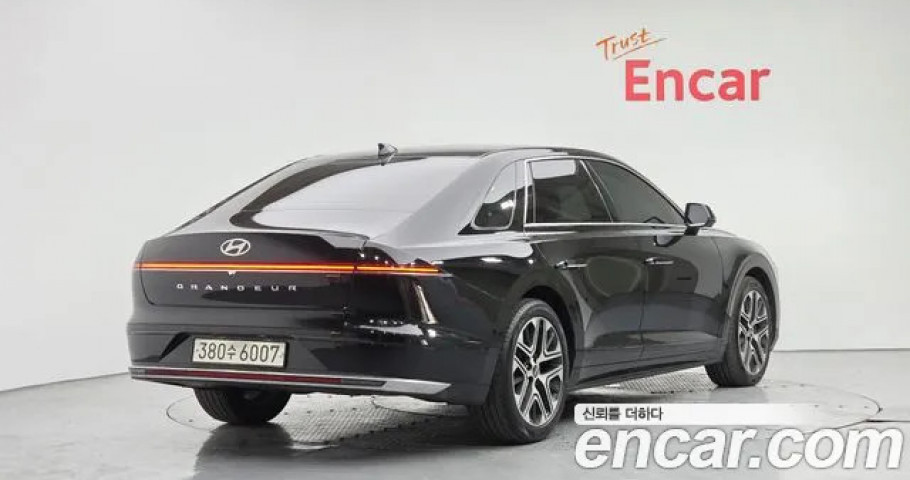 Hyundai Grandeur 