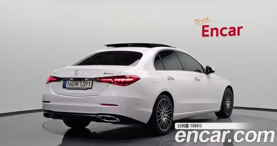 Mercedes-Benz C-Class 