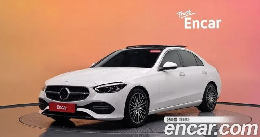 Mercedes-Benz C-Class 