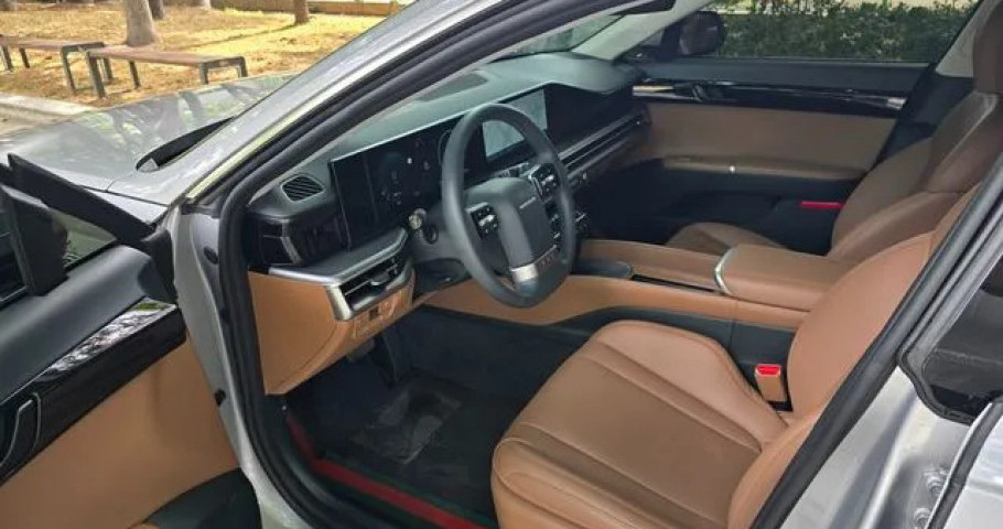 Hyundai Grandeur 