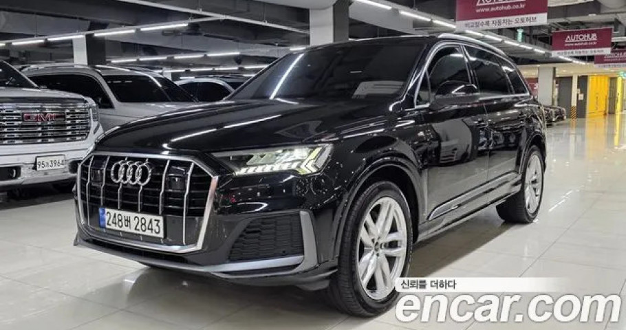 Audi Q7 