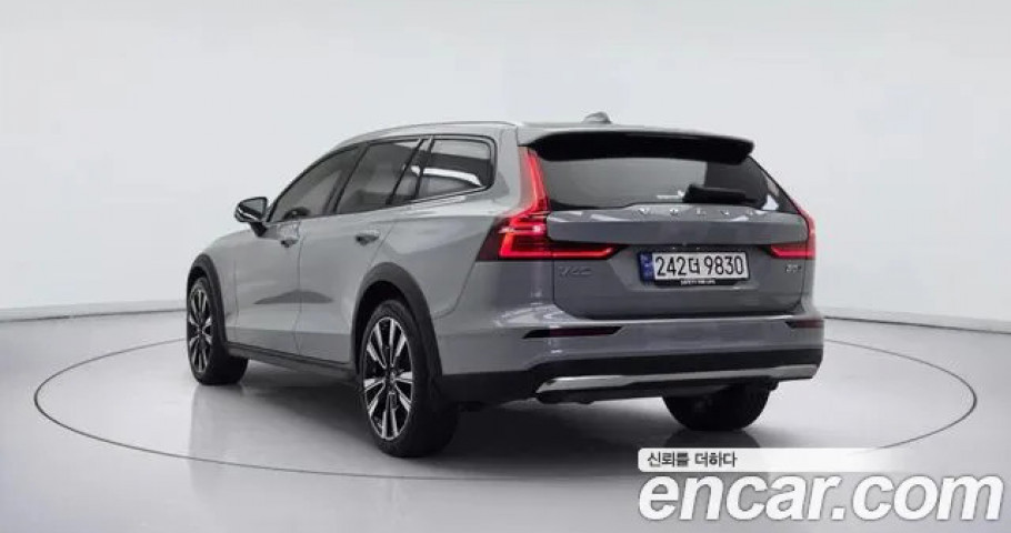 Volvo V60 
