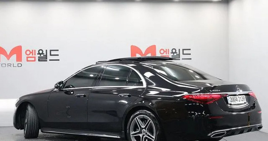 Mercedes-Benz S-Class 