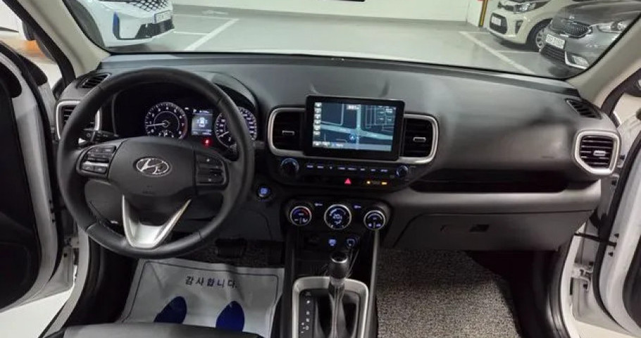 Hyundai Venue 