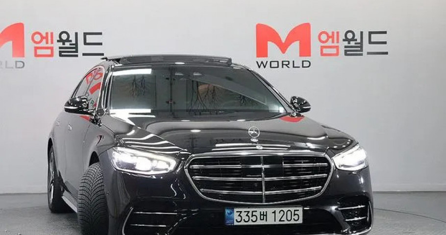 Mercedes-Benz S-Class 