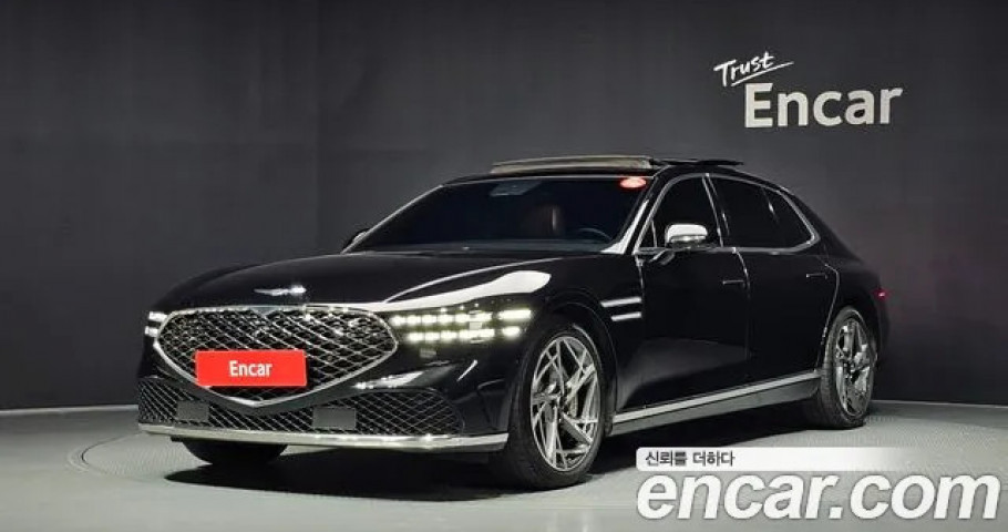 Genesis G90 