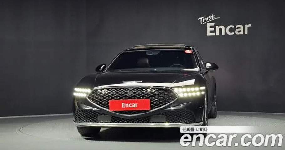Genesis G90 