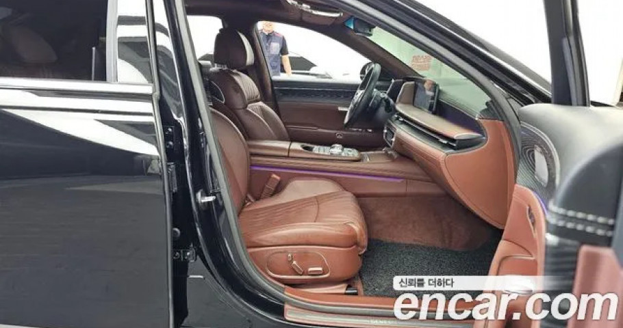 Genesis G90 