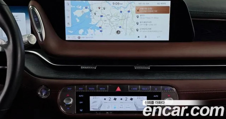 Genesis G90 