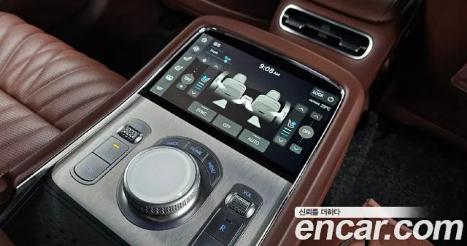 Genesis G90 