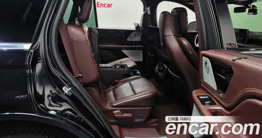 Lincoln Aviator 