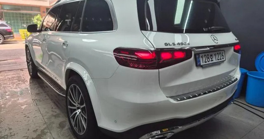 Mercedes-Benz Gls-Class 