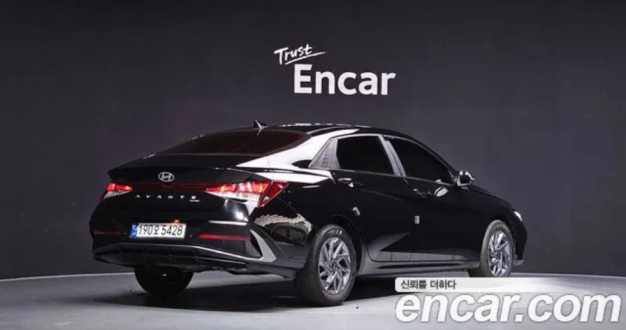 Hyundai Avante (Elantra) 