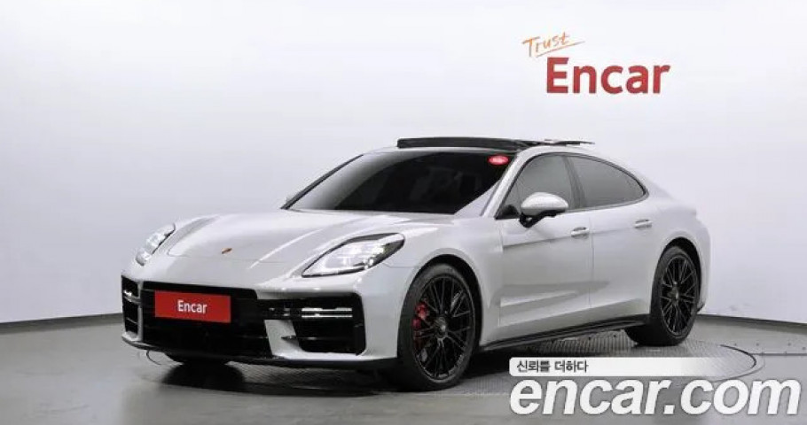 Porsche Panamera 