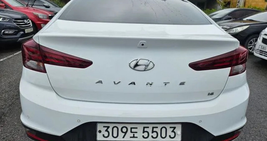 Hyundai Avante (Elantra) 