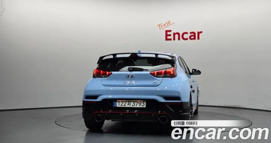Hyundai Veloster 