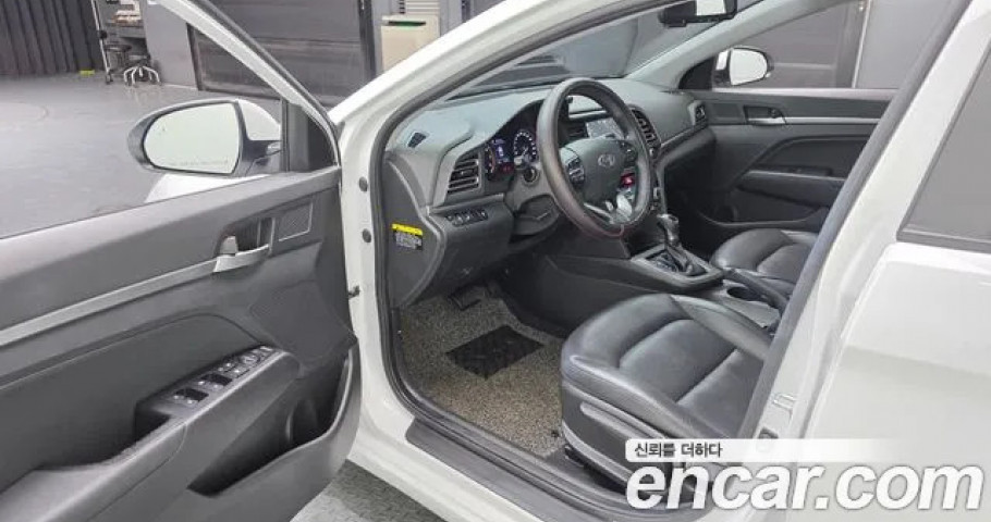 Hyundai Avante (Elantra) 