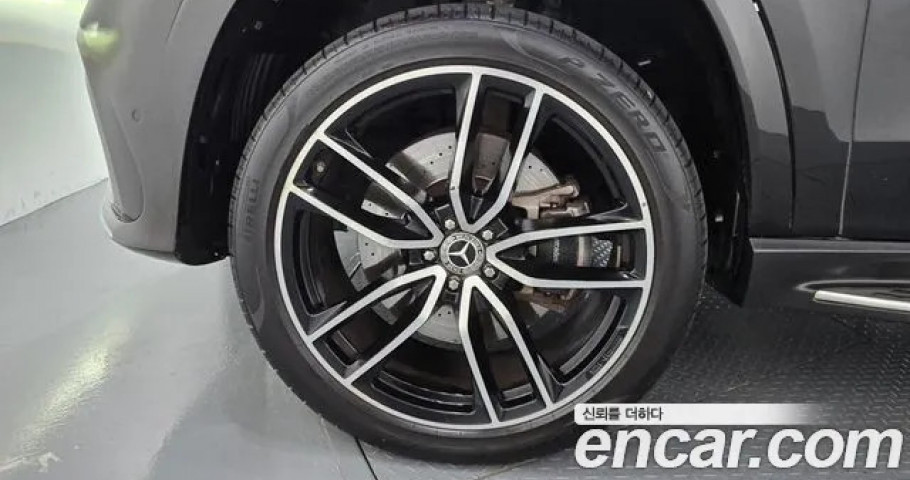Mercedes-Benz Gls-Class 