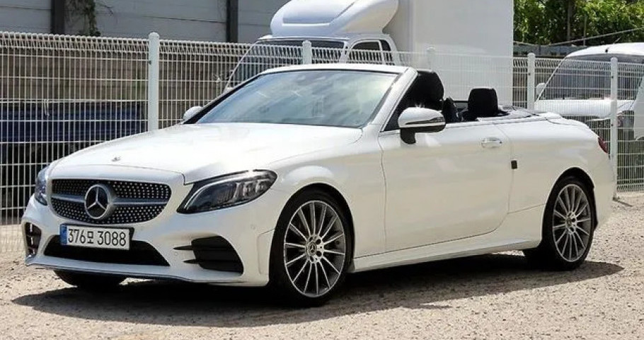 Mercedes-Benz C-Class 
