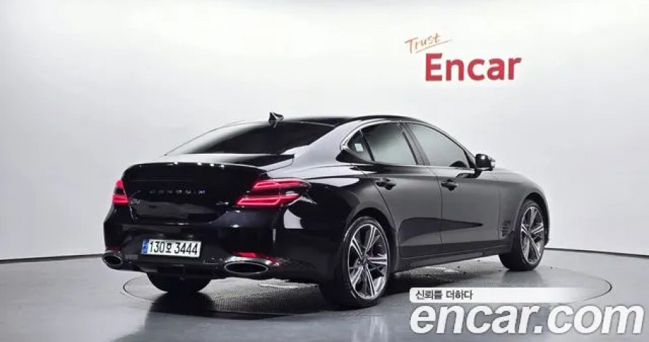 Genesis G70 