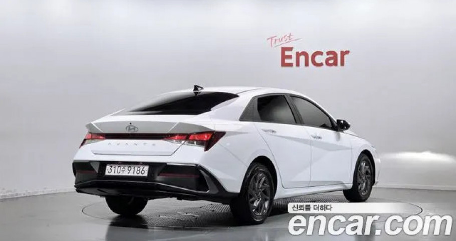 Hyundai Avante (Elantra) 