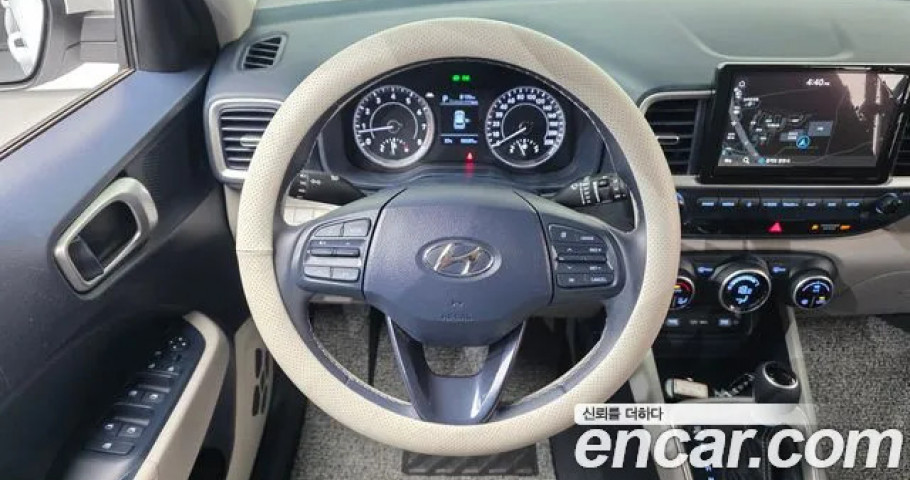 Hyundai Venue 